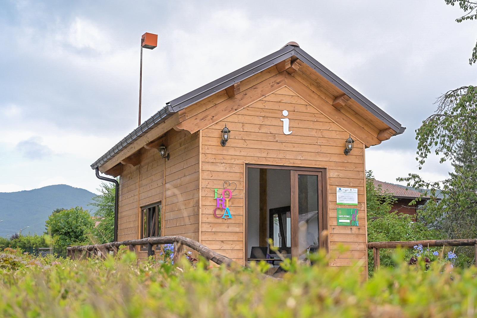 Lorica Infopoint - Lorica, tra i pini della Sila nasce un nuovo presidio di accoglienza - 3 Lorica Infopoint - Meraviglie di Calabria - 2