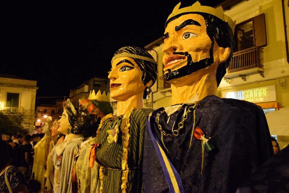 Polistena la notte dei giganti 3 - Polistena, il ballo di Mata e Grifone ne 'La Notte dei Giganti' - FOTO - 5 Polistena la notte dei giganti 3 - Meraviglie di Calabria - 4