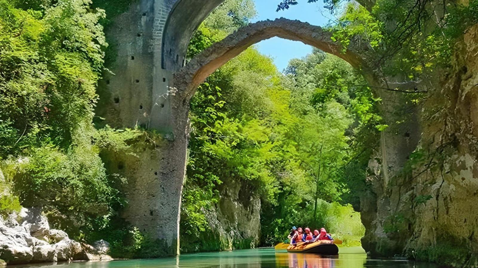 Pollino Lao rafting - Bandiera Arancione a Papasidero, il Pollino premiato dal Touring Club - 13 Pollino Lao rafting - Meraviglie di Calabria - 12