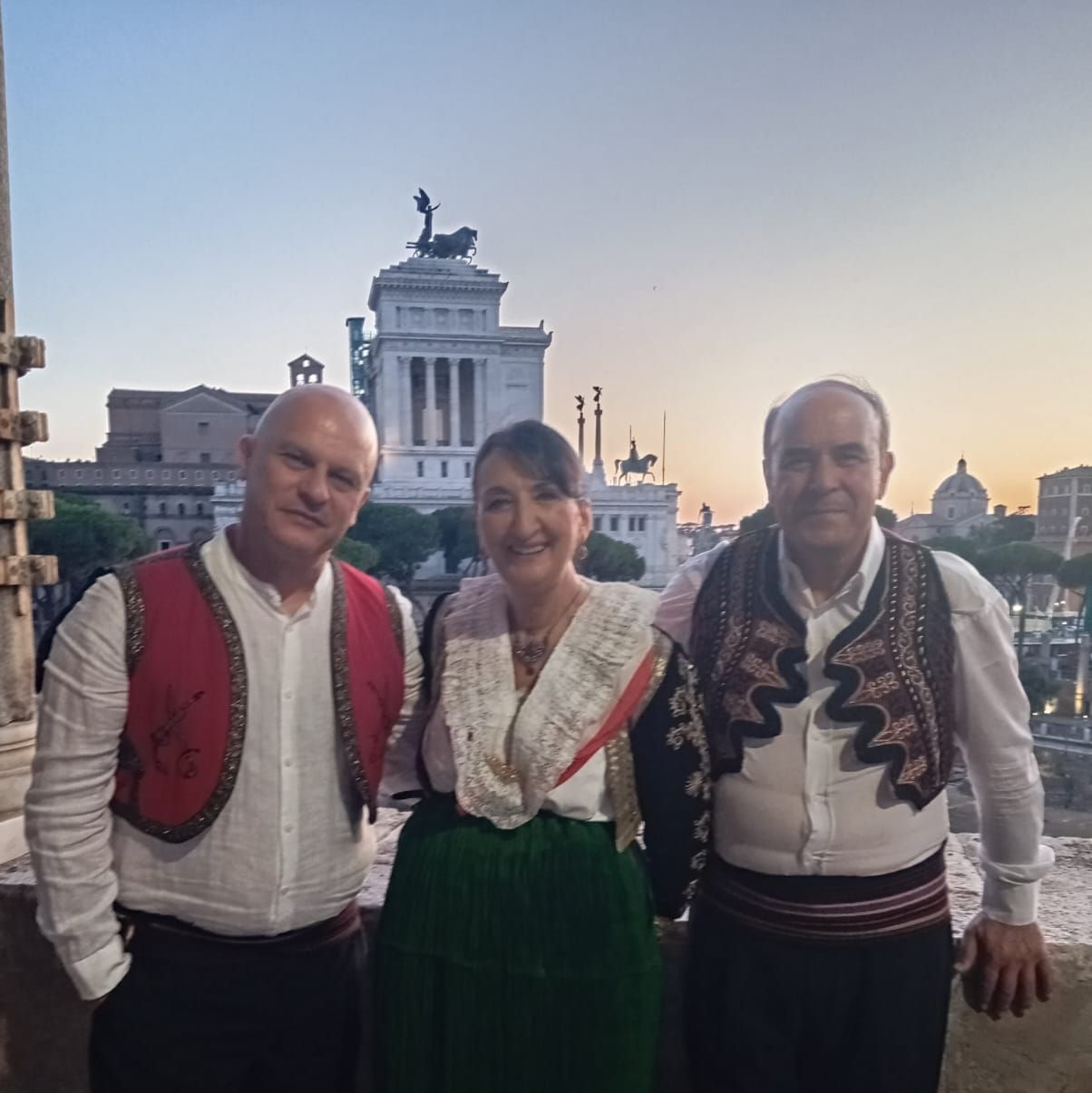 Salvatore Cauteruccio Anna Stratigo e Spiro Pano - A Roma celebrati i Sapori di Calabria come cultura e identità - 17 Salvatore Cauteruccio Anna Stratigo e Spiro Pano - Meraviglie di Calabria - 16