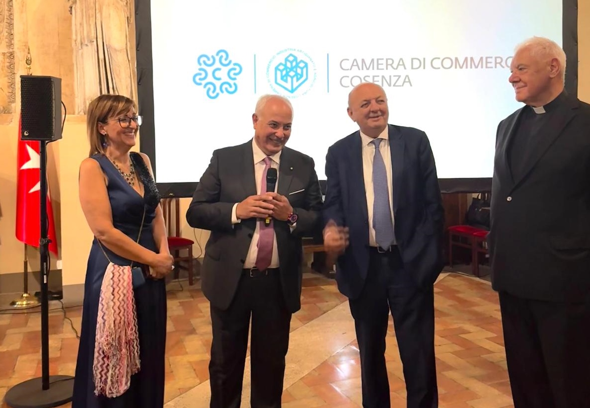 Sapori di Calabria Erminia Giorno Klaus Algieri Gilberto Pichetto Fratin Cardinale Gerhard Ludwig Muller - A Roma celebrati i Sapori di Calabria come cultura e identità - 3 Sapori di Calabria Erminia Giorno Klaus Algieri Gilberto Pichetto Fratin Cardinale Gerhard Ludwig Muller - Meraviglie di Calabria - 2