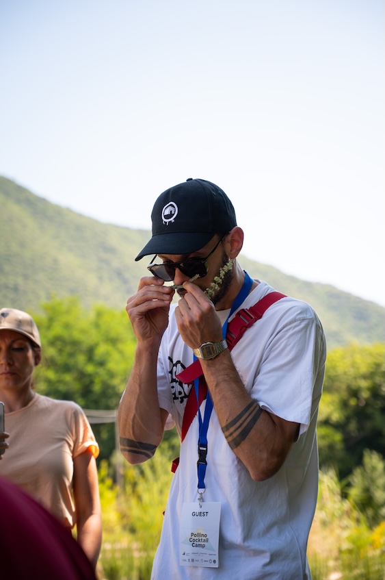 pcc foraging francesco - Tutto su botanica e miscelazione, torna Pollino Cocktail Camp - 13 pcc foraging francesco - Meraviglie di Calabria - 12