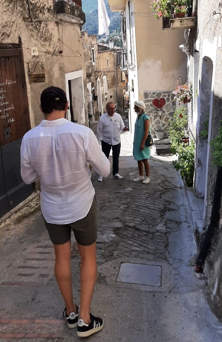 Camper rai 1 Morano Calabro 3 - Camper di Rai 1 sarà a Morano Calabro, Schiavonea e Tropea - 5 Camper rai 1 Morano Calabro 3 - Meraviglie di Calabria - 4