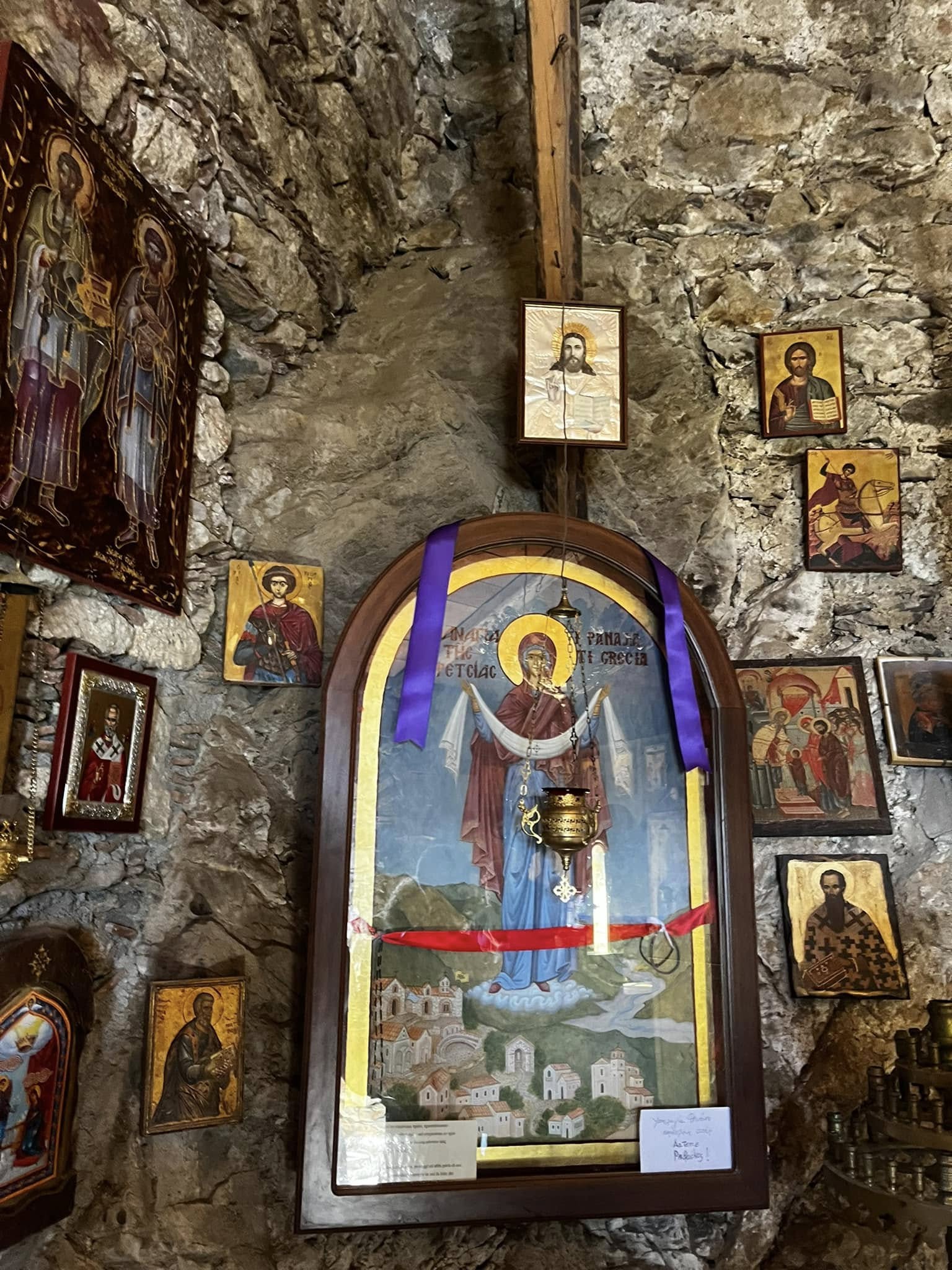 Galliciano chiesa I Panajia ti Grecia 10 - Gallicianò, un mosaico dedicato a Nicopeia e San Gerasimo - 9 Galliciano chiesa I Panajia ti Grecia 10 - Meraviglie di Calabria - 8