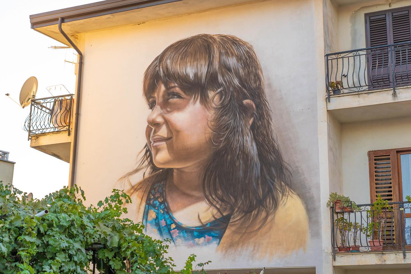 Luce Fest Claudio Chiaravalloti 1 - Luce Fest, a San Pietro di Magisano torna la street art internazionale - 23 Luce Fest Claudio Chiaravalloti 1 - Meraviglie di Calabria - 22