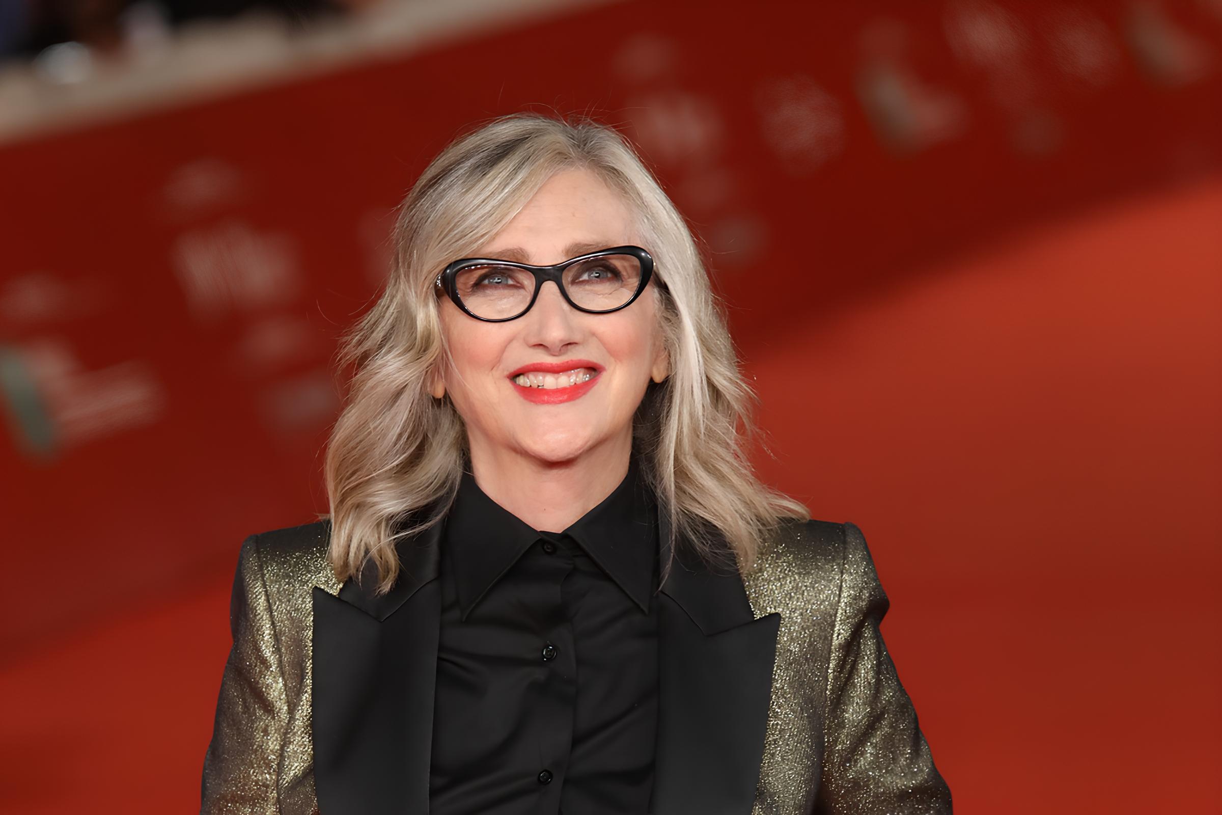 3 Lunetta Savino 11 settembre - Castrovillari: all'i-Fest attesi Stefania Sandrelli e l'Oscar Vinterberg - 9 3 Lunetta Savino 11 settembre - Meraviglie di Calabria - 8