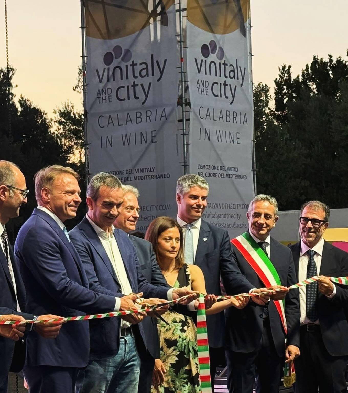 Ministro Lollobrigida Vinytaly The City - Meraviglie di Calabria - 14