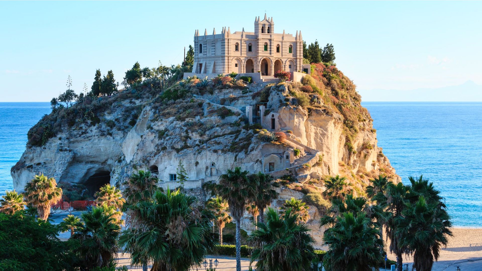 Tropea Santa Maria dell Isola ph Visititaly.eu - La Calabria scommette sul turismo - 11 Tropea Santa Maria dell Isola ph Visititaly.eu - Meraviglie di Calabria - 10