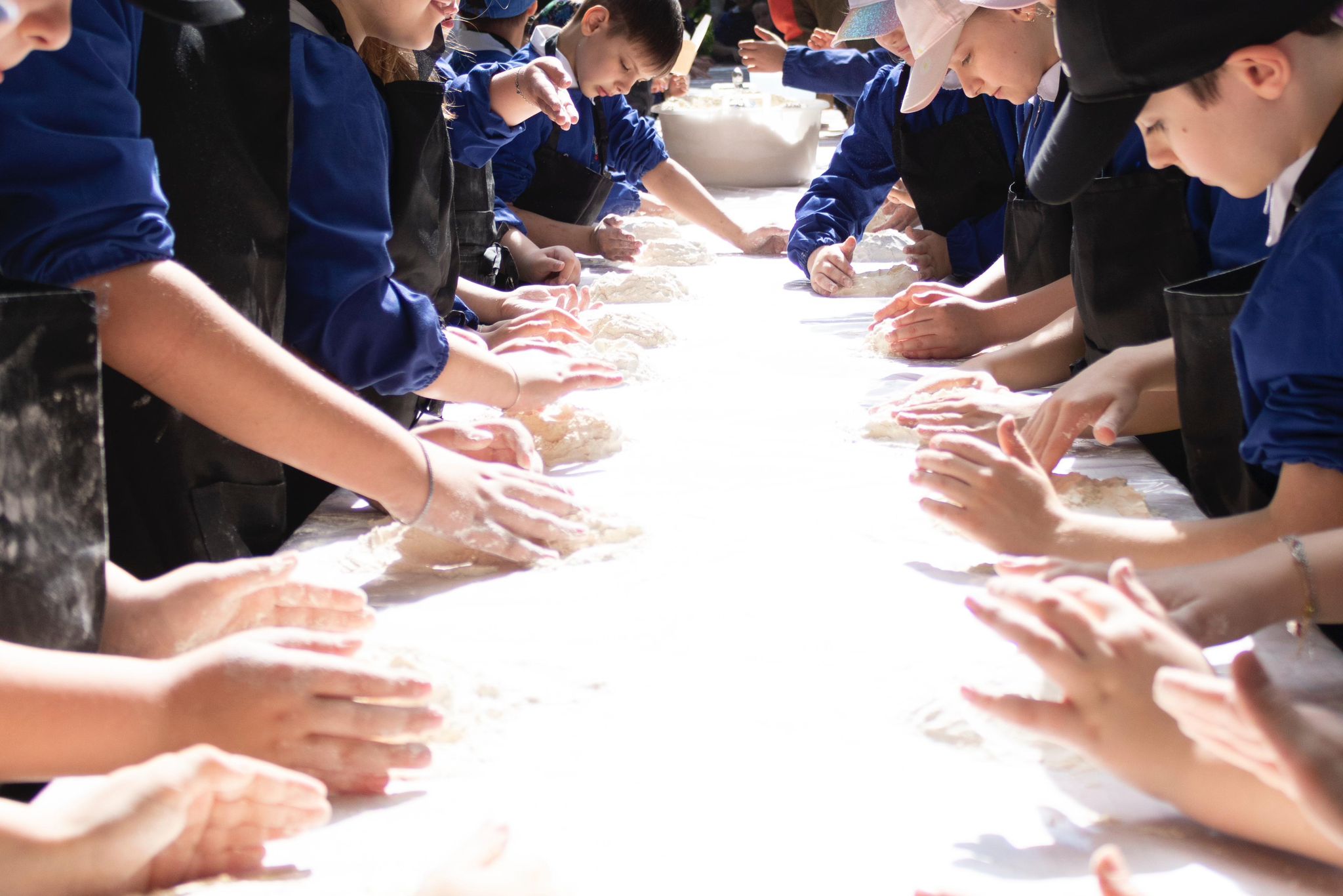 impasto laboratori slow grains - Cereali e pane del futuro, a Reggio il grande evento di Slow Grains - 16 impasto laboratori slow grains - Meraviglie di Calabria - 15