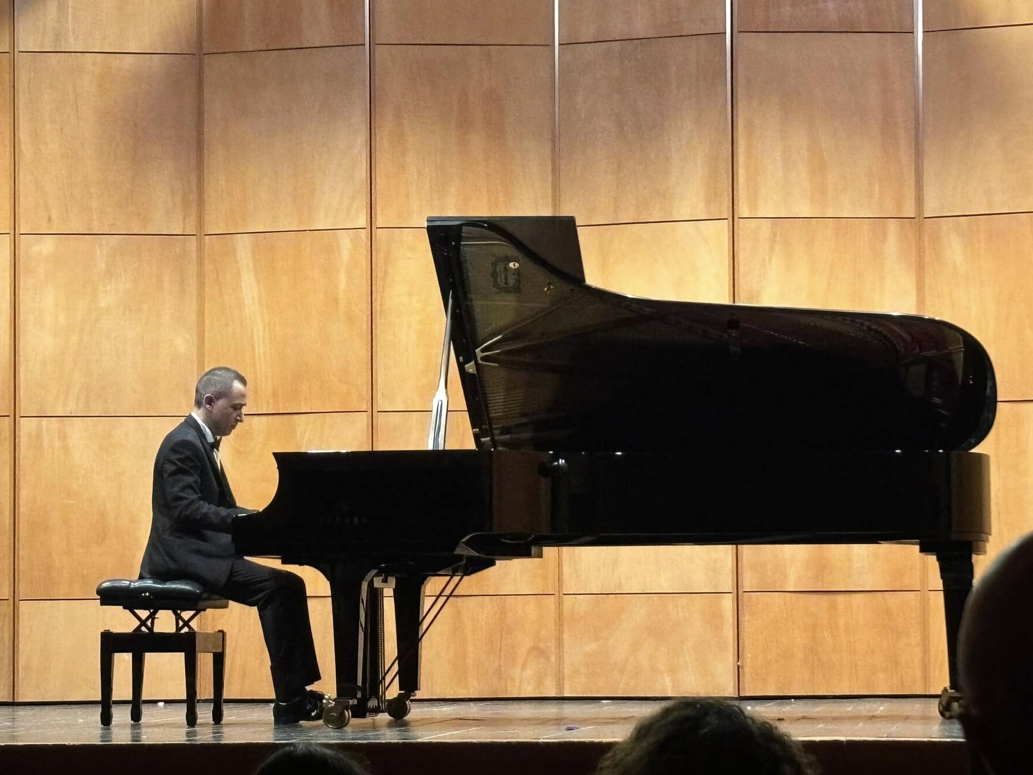 pianoforte Paolo Manfredi - L’Hera della Magna Grecia, arte musica a Crotone in 29 spettacoli - 5 pianoforte Paolo Manfredi - Meraviglie di Calabria - 4