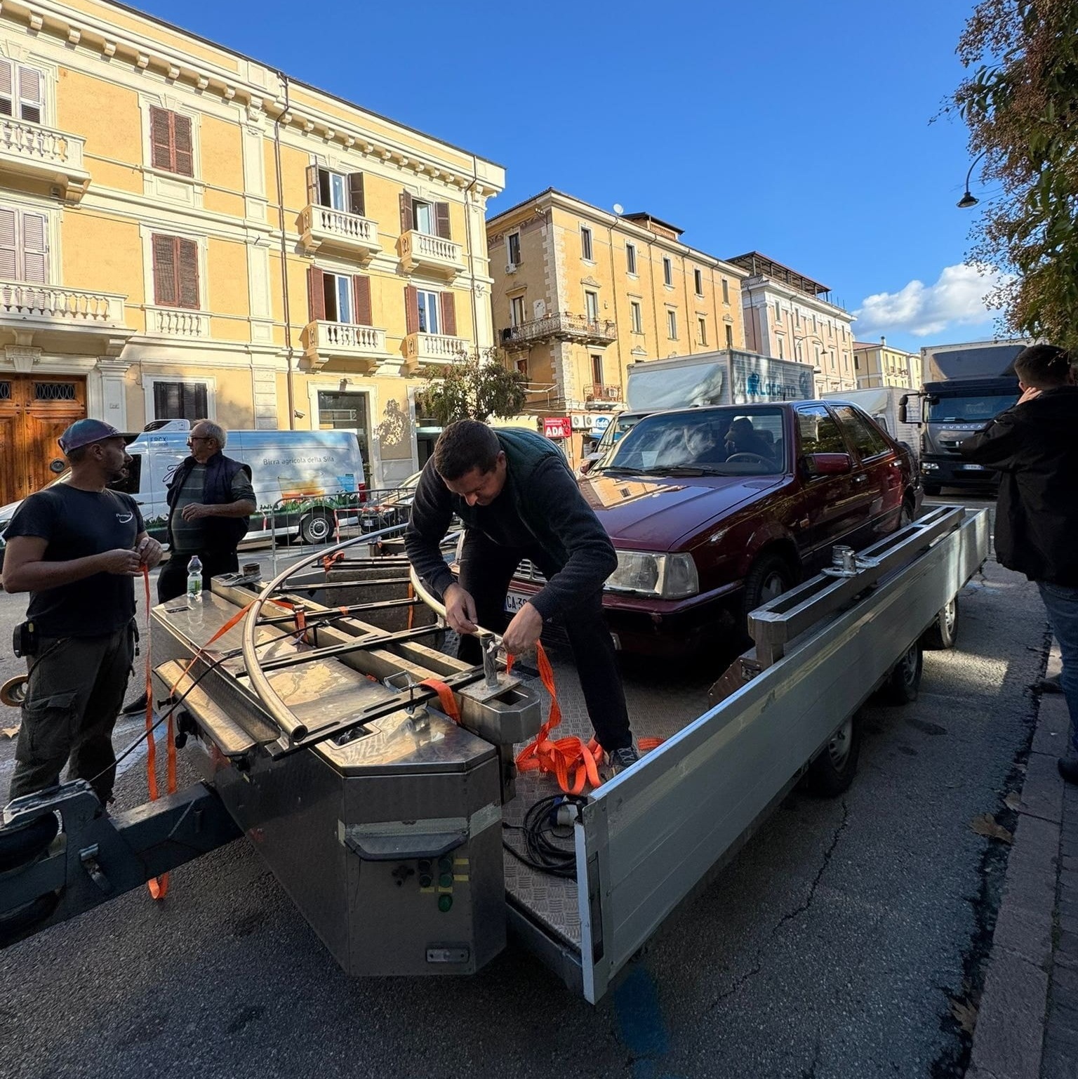 Cinema set Cosenza LA CASA IN FIAMME 5 - Cinema e curiosità, a Cosenza alcuni set del film "La casa in fiamme" - 7 Cinema set Cosenza LA CASA IN FIAMME 5 - Meraviglie di Calabria - 6