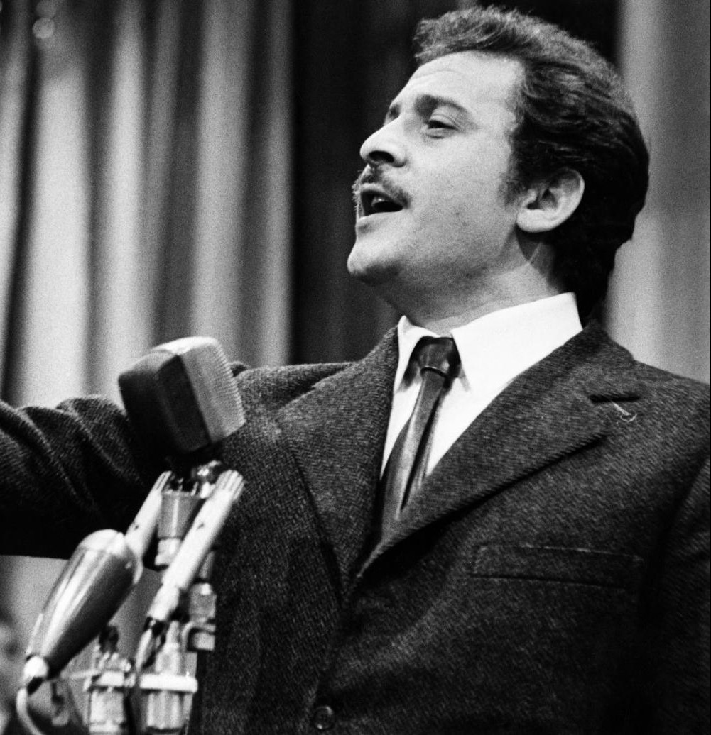 Domenico Modugno a - Teatro presidio di cultura e bellezza, Palmi ritrova il suo Manfroce - 13 Domenico Modugno a - Meraviglie di Calabria - 12