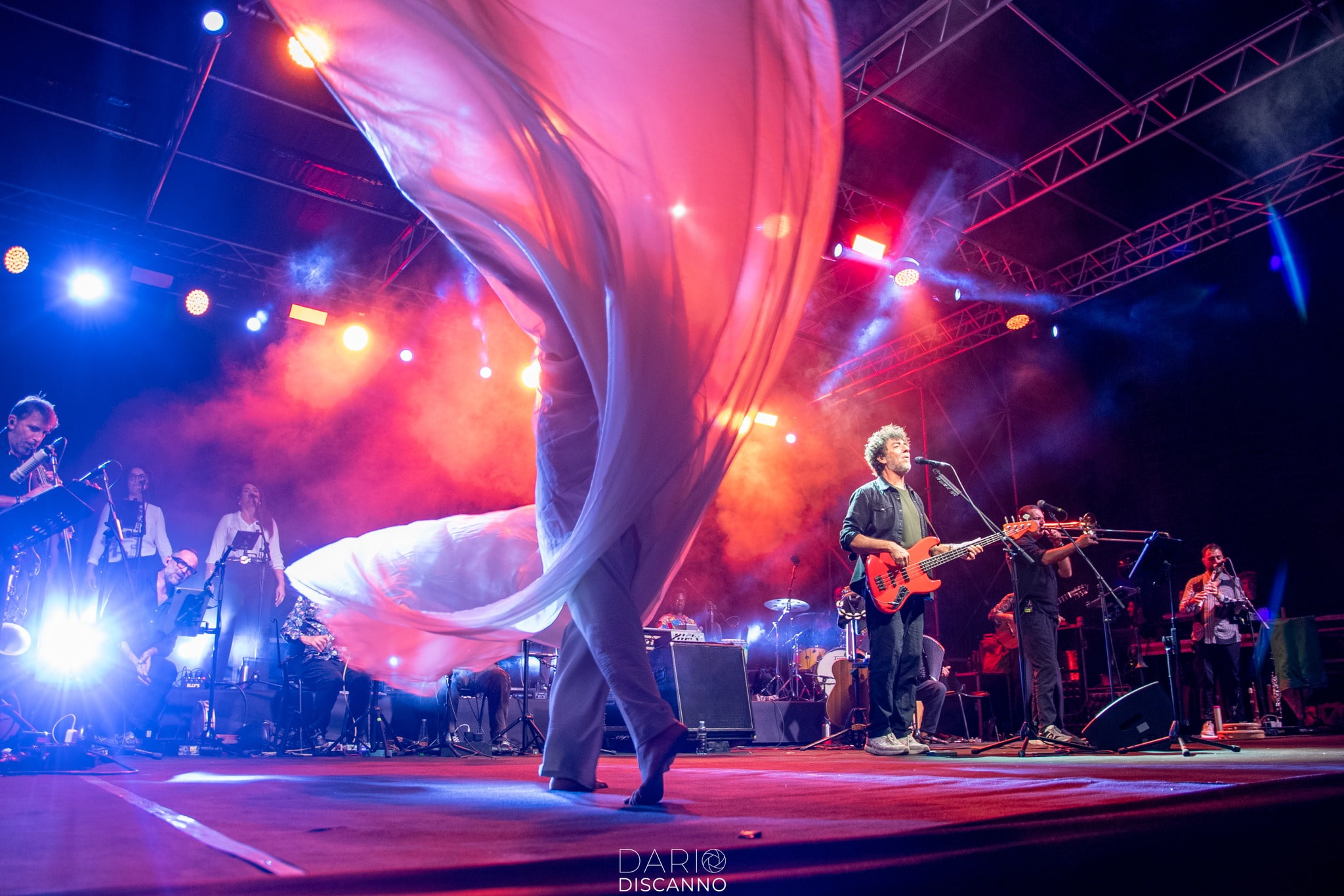 Max Gazze con Calabria Orchestra ph Dario Discanno - Meraviglie di Calabria - 6