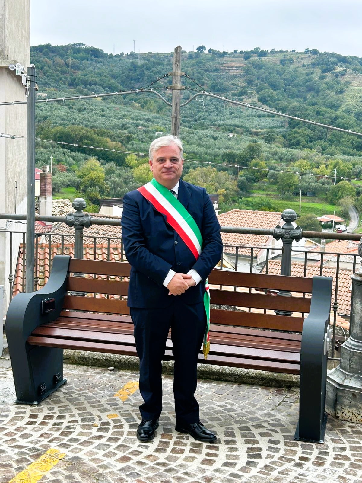 Montepaone sindaco Mario Migliarese panchina Smart - Meraviglie di Calabria - 4