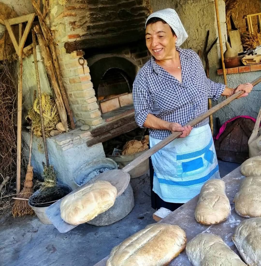 Pane di Zungri ph Asfalantea - Saluti dalla Calabria, il nuovo format che svela capolavori gastronomici - 9 Pane di Zungri ph Asfalantea - Meraviglie di Calabria - 8