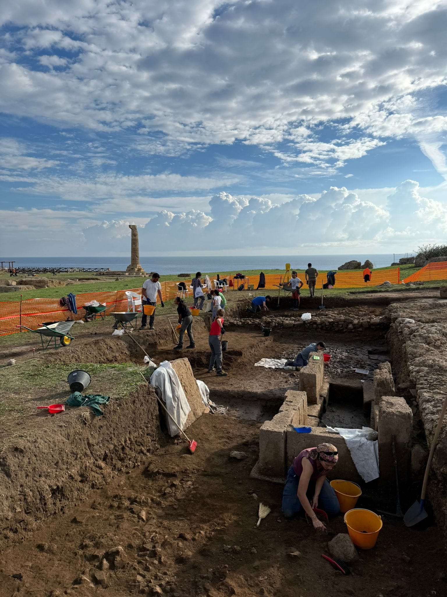 Parchi Archeologici sibari e Kr 3 - Open day agli scavi di Capo Colonna, ancora interessanti ritrovamenti - 5 Parchi Archeologici sibari e Kr 3 - Meraviglie di Calabria - 4