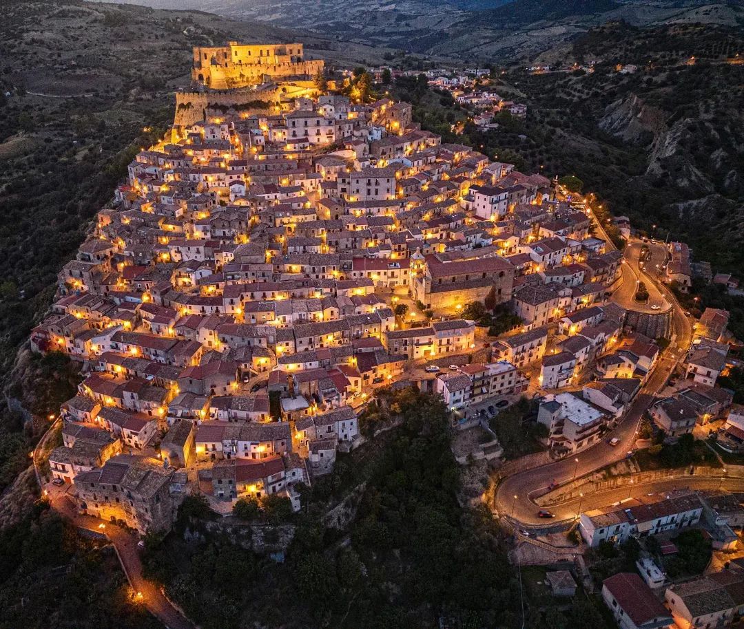 Rocca Imperiale Foto @frankpropato - Luminous Destinations 2026, un’occasione anche per la Calabria - 3 Rocca Imperiale Foto @frankpropato - Meraviglie di Calabria - 2