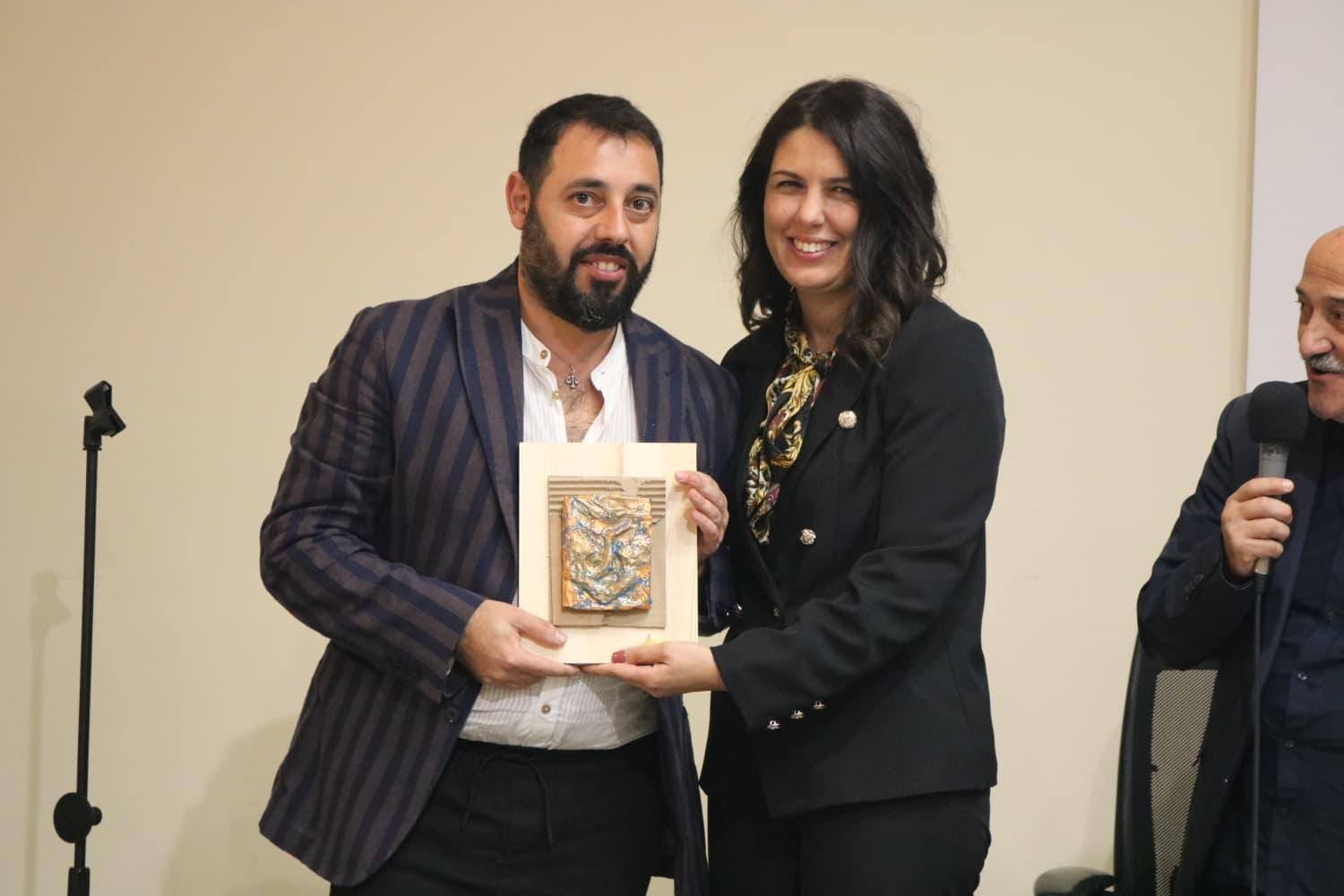 angelo ventimiglia 2 - "Assonanze", l'altra faccia della moneta nella mostra di Ventimiglia - 11 angelo ventimiglia 2 - Meraviglie di Calabria - 10