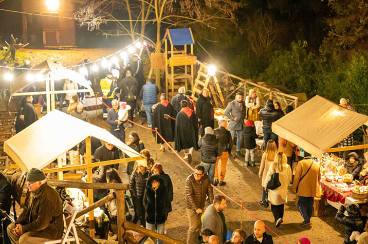 A decina i Gersomina 25 26 011 copia - Il Natale all'Antico Mulino delle Fate, torna A’ decina da Fhata Gersomina - 11 A decina i Gersomina 25 26 011 copia - Meraviglie di Calabria - 10