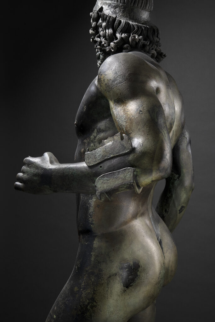 Bronzi di Riace Statua A Foto © Luigi Spina - Perfetti (s)conosciuti: c'è una storia diversa per i Bronzi di Riace? - 7 Bronzi di Riace Statua A Foto © Luigi Spina - Meraviglie di Calabria - 6