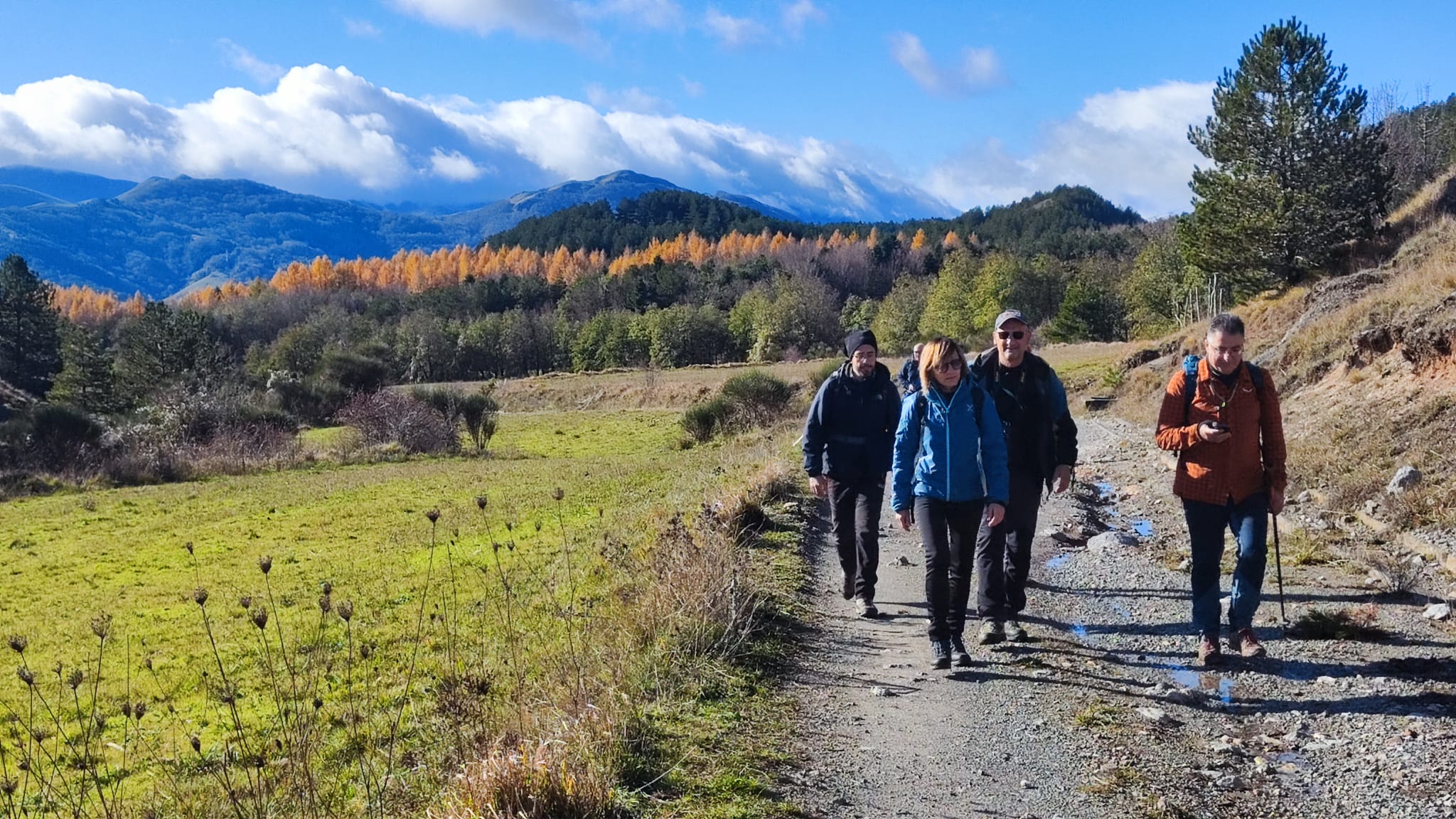 Pollino Sybaris camminatori 1 - Pollino Sybaris, una rete straordinaria per il progetto di turismo lento - 5 Pollino Sybaris camminatori 1 - Meraviglie di Calabria - 4