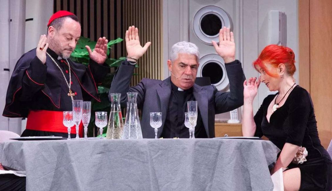 teatro Biagio Izzo larte deooa truffa foto di Gilda valenza - Meraviglie di Calabria - 12