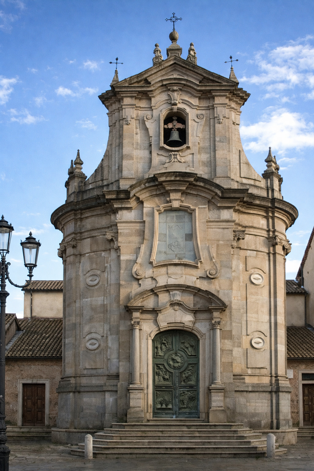 Serra san Bruno La chiesa di Maria Santissima dei Sette Dolori o dellAddolorata - Nella Gipsoteca di Serra San Bruno l'eredità di Giuseppe Maria Pisani - 7 Serra san Bruno La chiesa di Maria Santissima dei Sette Dolori o dellAddolorata - Meraviglie di Calabria - 6
