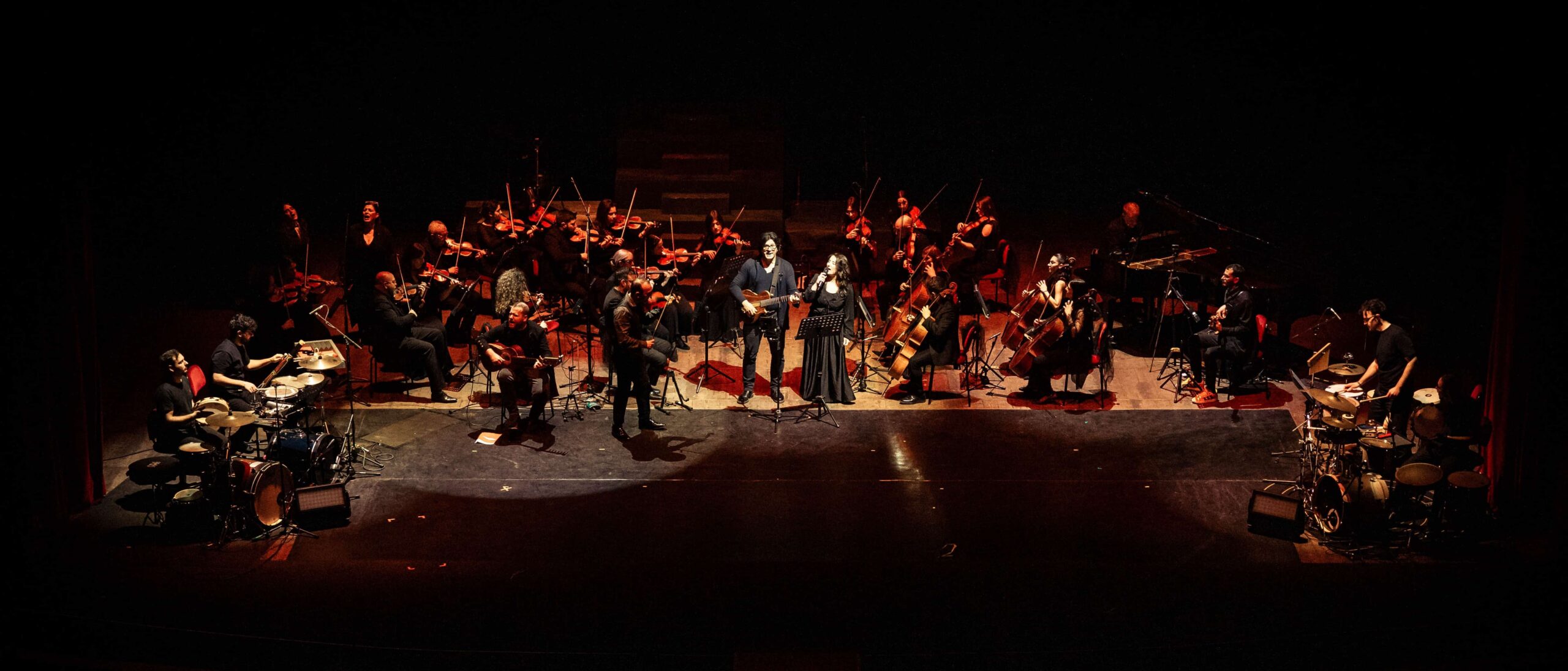 Teatro Rendano Vertigo OSB 46 scaled - Vertigo, al Teatro Rendano la voce del cuore battente del Mediterraneo - 3 Teatro Rendano Vertigo OSB 46 scaled - Meraviglie di Calabria - 2