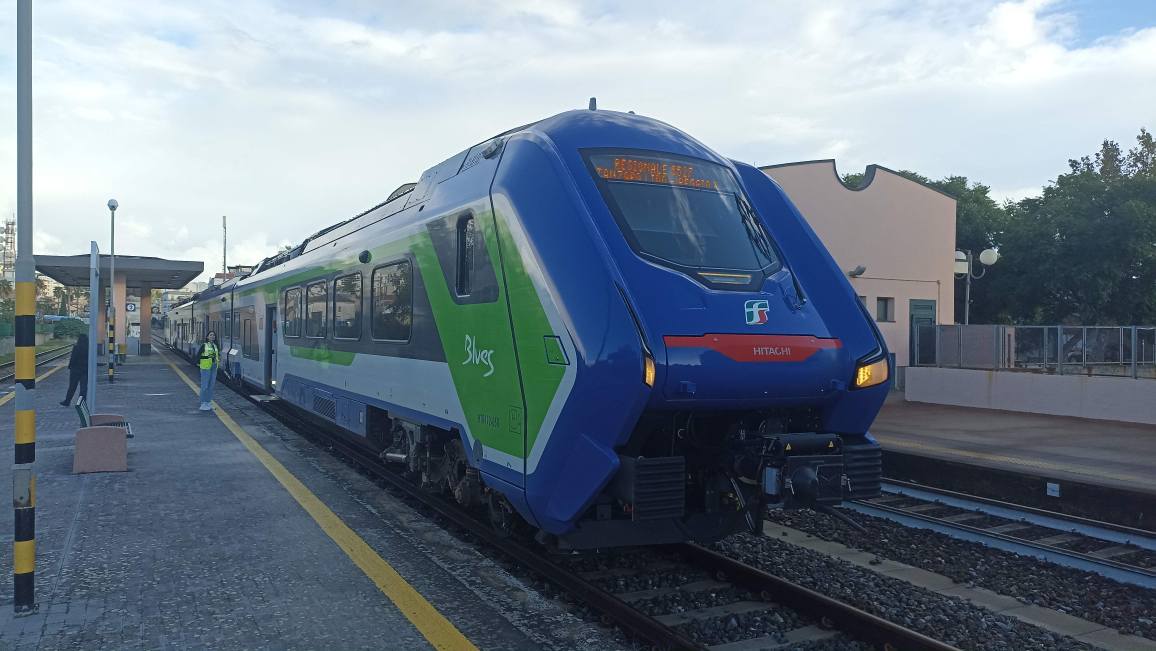 brancaleone treno del bergamotto 1 - Con il Treno del Bergamotto tutta la storia e i profumi dello Jonio - 3 brancaleone treno del bergamotto 1 - Meraviglie di Calabria - 2