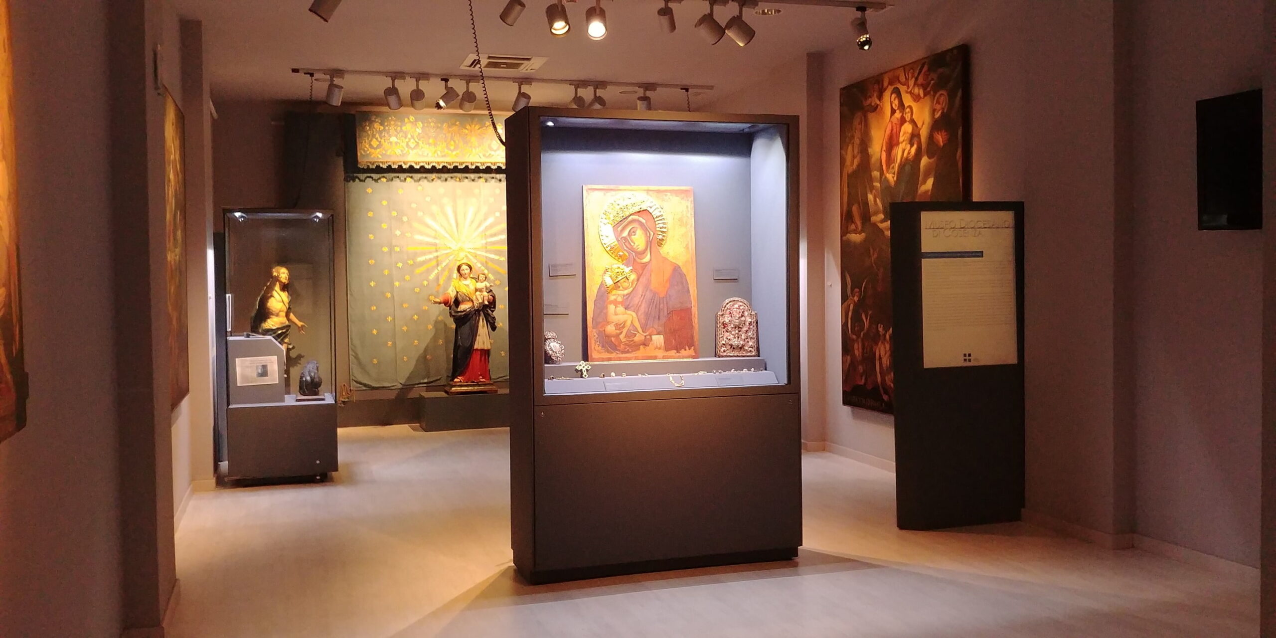 Cosenza Museo diocesano 2 scaled - Meraviglie di Calabria - 24