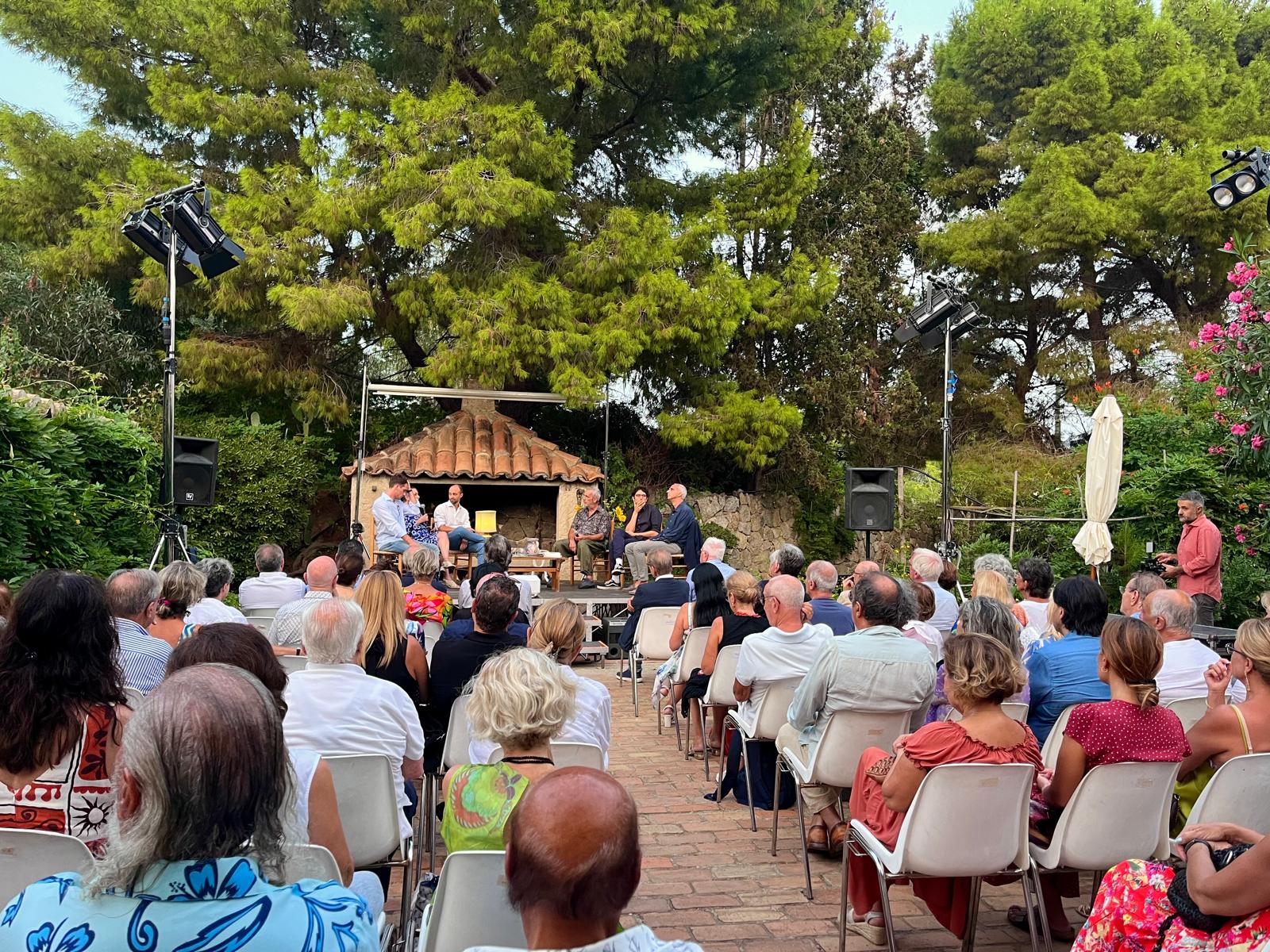 Premio Berto 2024 Casa Berto Capo Vaticano - Casa Berto verso il gran finale con l'assegnazione del premio letterario - 9 Premio Berto 2024 Casa Berto Capo Vaticano - Meraviglie di Calabria - 8