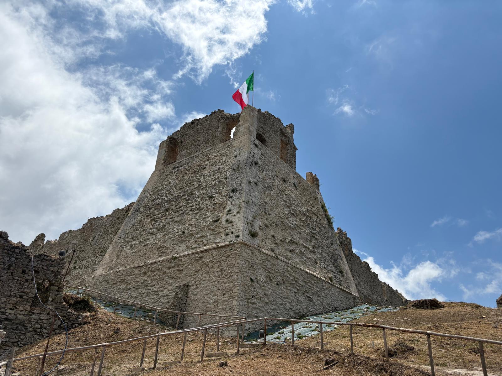 Aiello Calabro castello 2 - Meraviglie di Calabria - 2