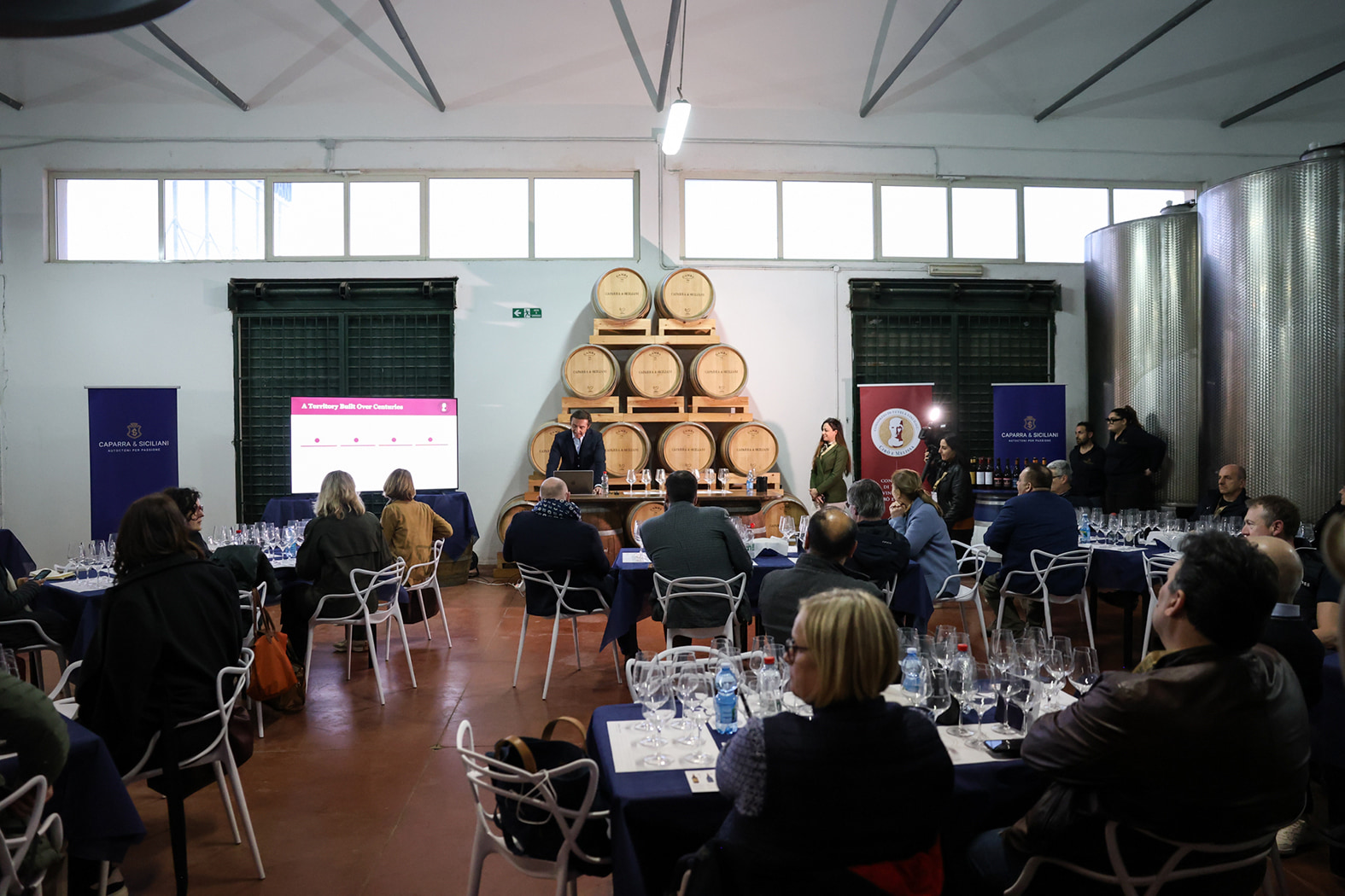 CMB tour CaparraSiciliani - Cirò, il CMB alla scoperta della biodiversità vinicola della Calabria - 9 CMB tour CaparraSiciliani - Meraviglie di Calabria - 8