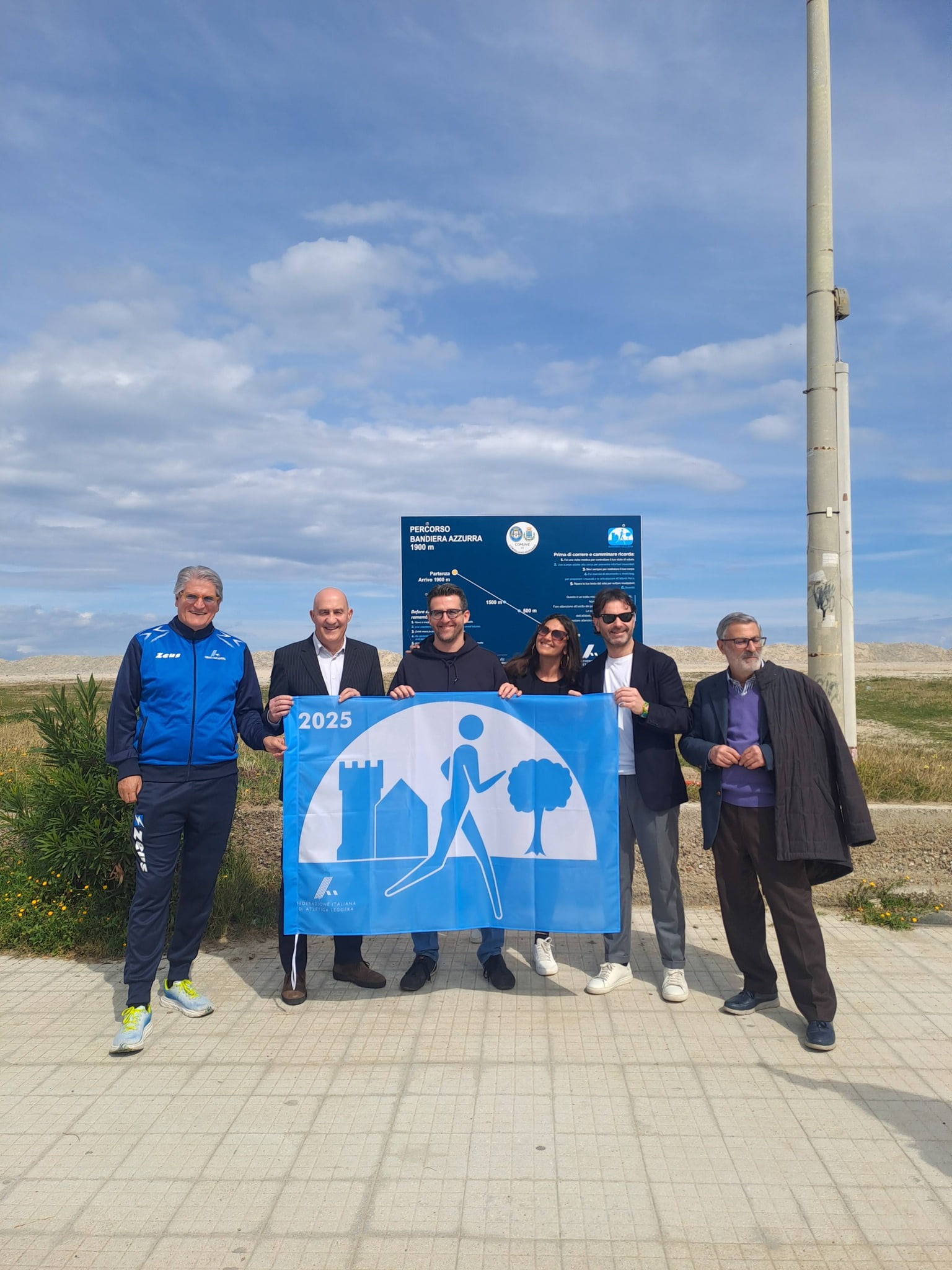 Corigliano bandiera azzurra 3 - Bandiera Azzurra a Schiavonea, Damilano campione olimpico in città - 5 Corigliano bandiera azzurra 3 - Meraviglie di Calabria - 4