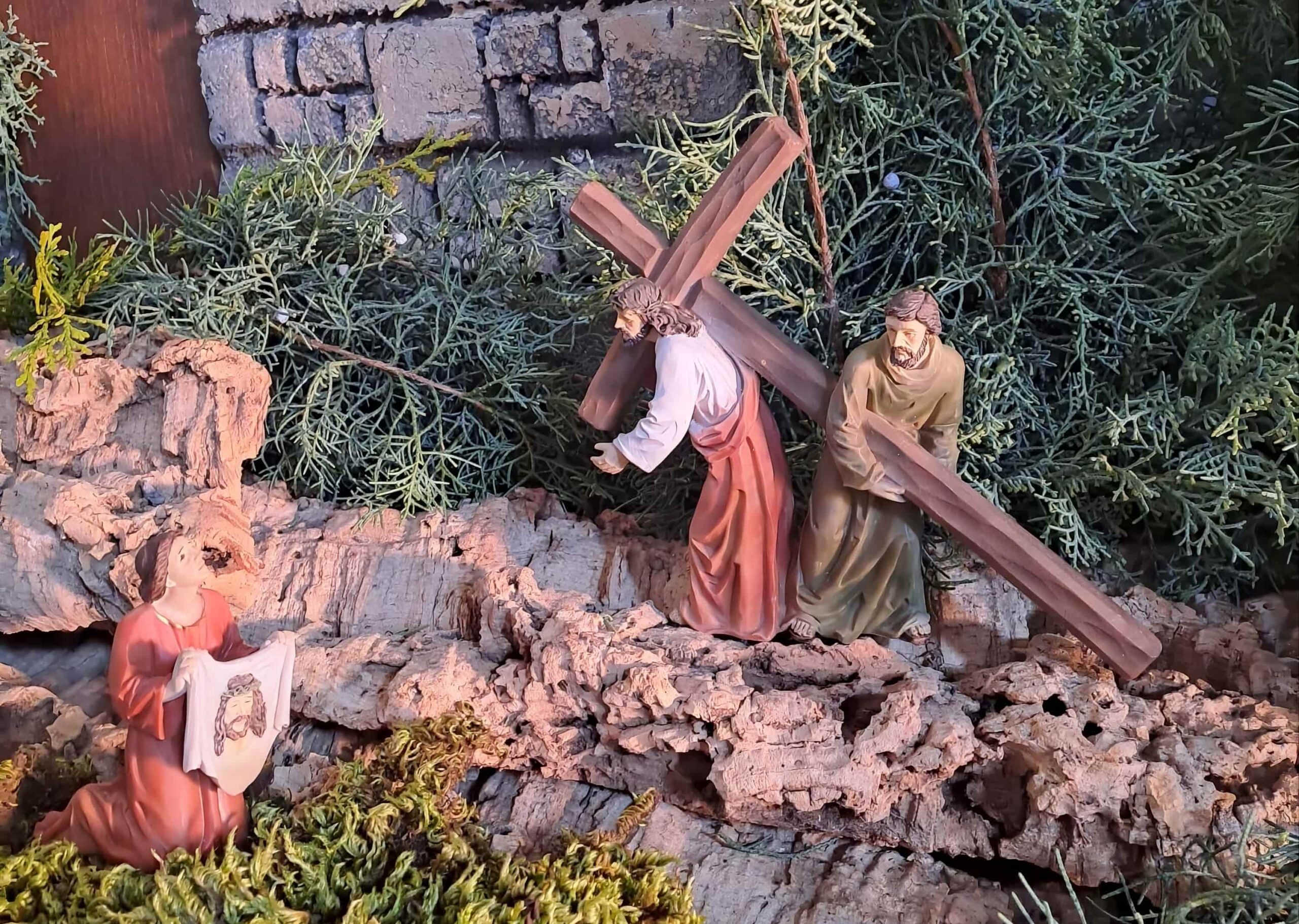Tradizioni di Pasqua, un piccolo presepe per la Passione di Gesù