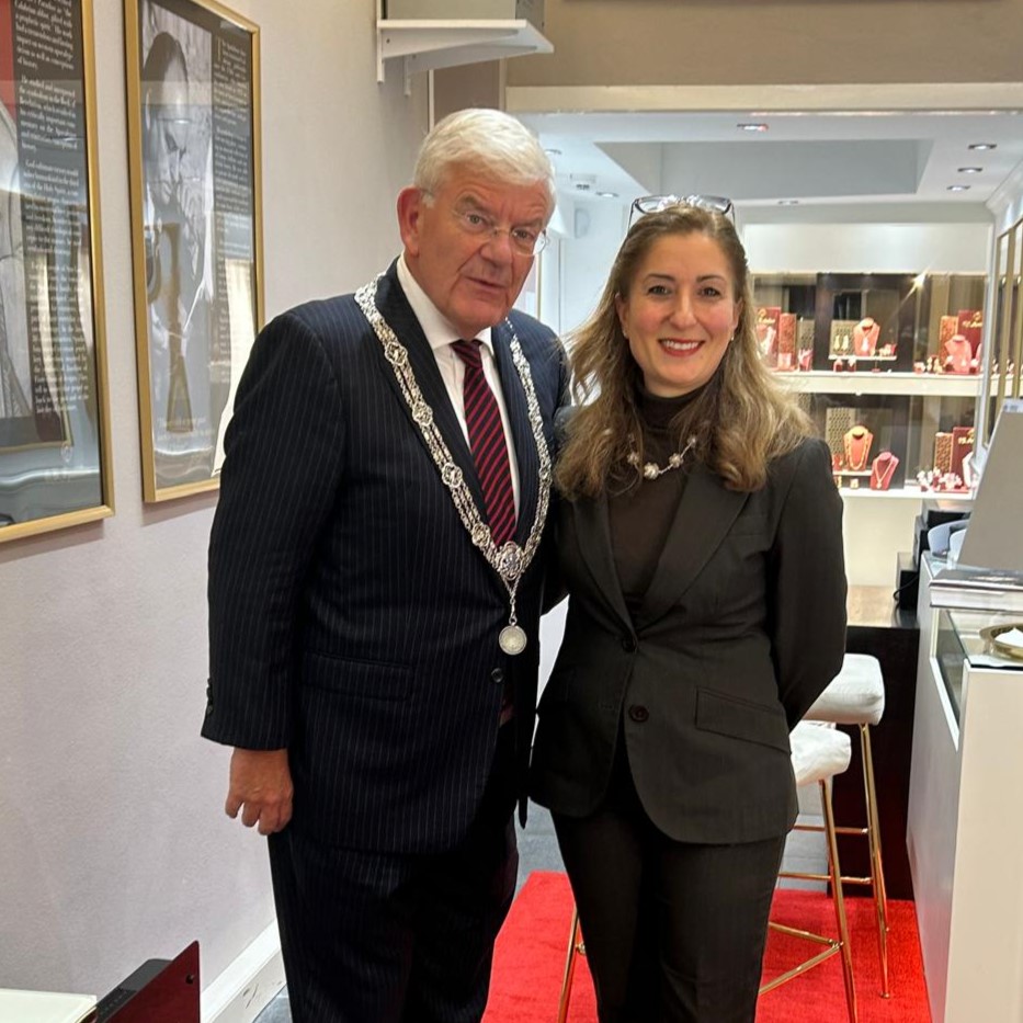 Monica Spadafora con il sindaco dellAia - Meraviglie di Calabria - 4