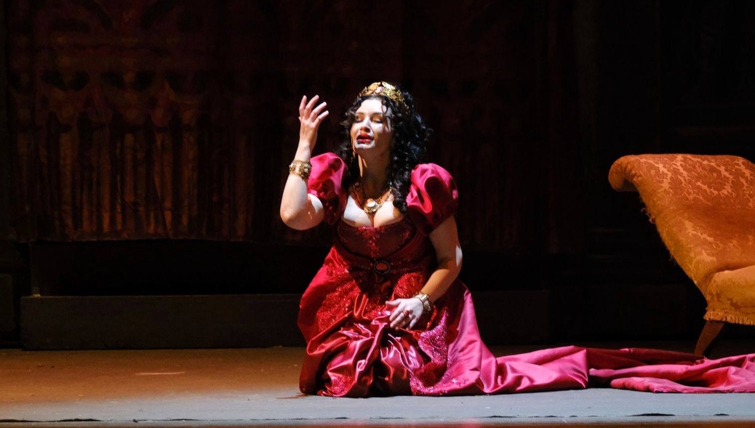 Passione gelosia e morte, la Tosca diretta da Arlia trionfa al Cilea