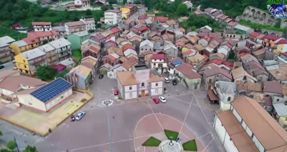 brognaturo consiglio comunale brognaturo borgo fiorito 3 - Meraviglie di Calabria - 2