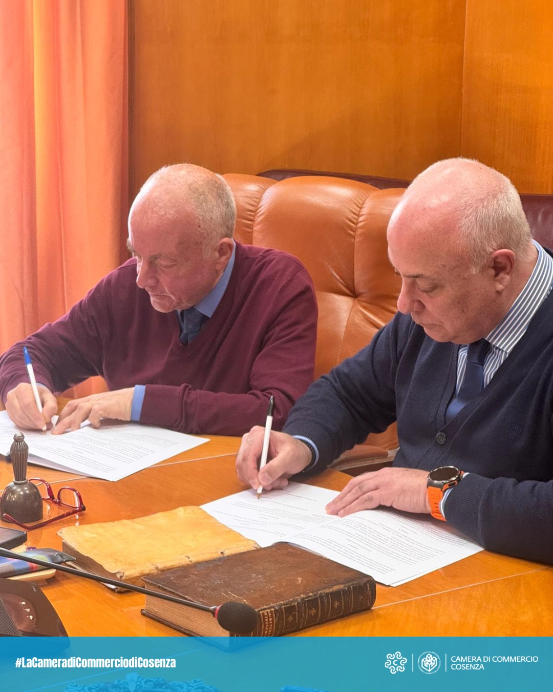 camera commercio cosenza testi antichi 3 - Libri rari di Telesio e Campanella alla Camera di Commercio di Cosenza - 9 camera commercio cosenza testi antichi 3 - Meraviglie di Calabria - 8