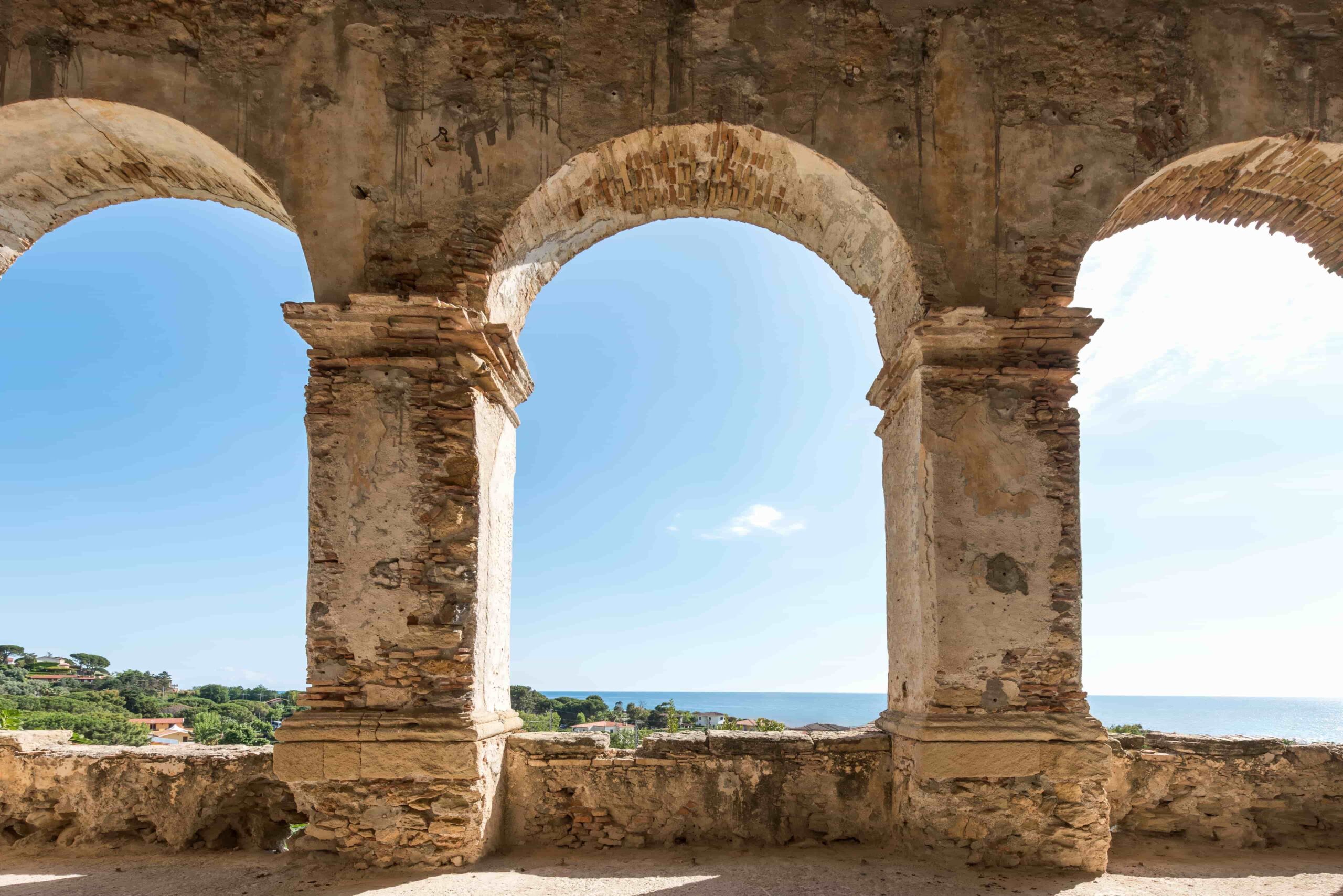 Sangineto castello del principe 1 scaled - Meraviglie di Calabria - 4