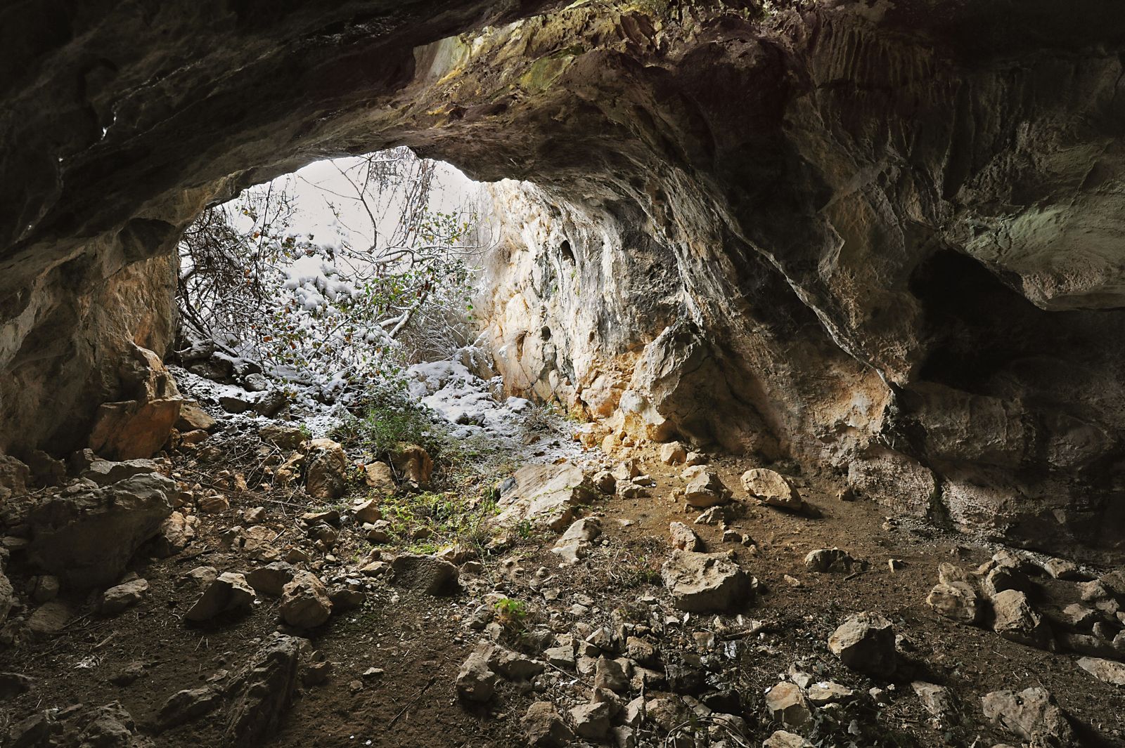 Grotte SAN LORENZO BELLIZZI TAVOLA ROTONDA SPELEOARCHEOLOGIA - A San Lorenzo Bellizzi il mondo della speleo-archeologia del Pollino - 7 Grotte SAN LORENZO BELLIZZI TAVOLA ROTONDA SPELEOARCHEOLOGIA - Meraviglie di Calabria - 6