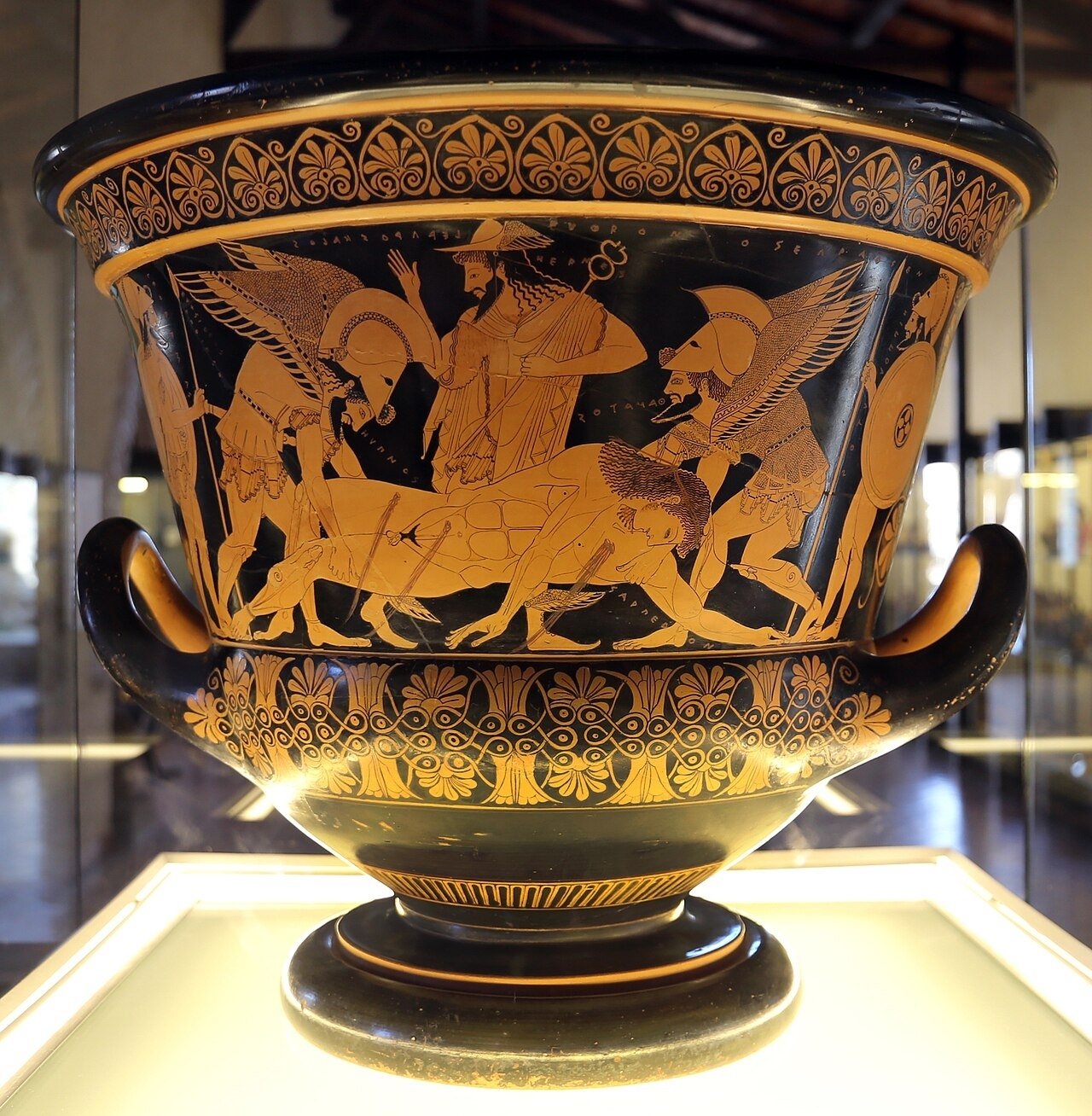 Reggio Calabria mostra Eufronio cratere 520 510 ac ca. Foto di Sailko Wikimedia Commons CC BY SA 4.0 - Arte greca antica, Italia e Grecia insieme per una grande mostra - 3 Reggio Calabria mostra Eufronio cratere 520 510 ac ca. Foto di Sailko Wikimedia Commons CC BY SA 4.0 - Meraviglie di Calabria - 2