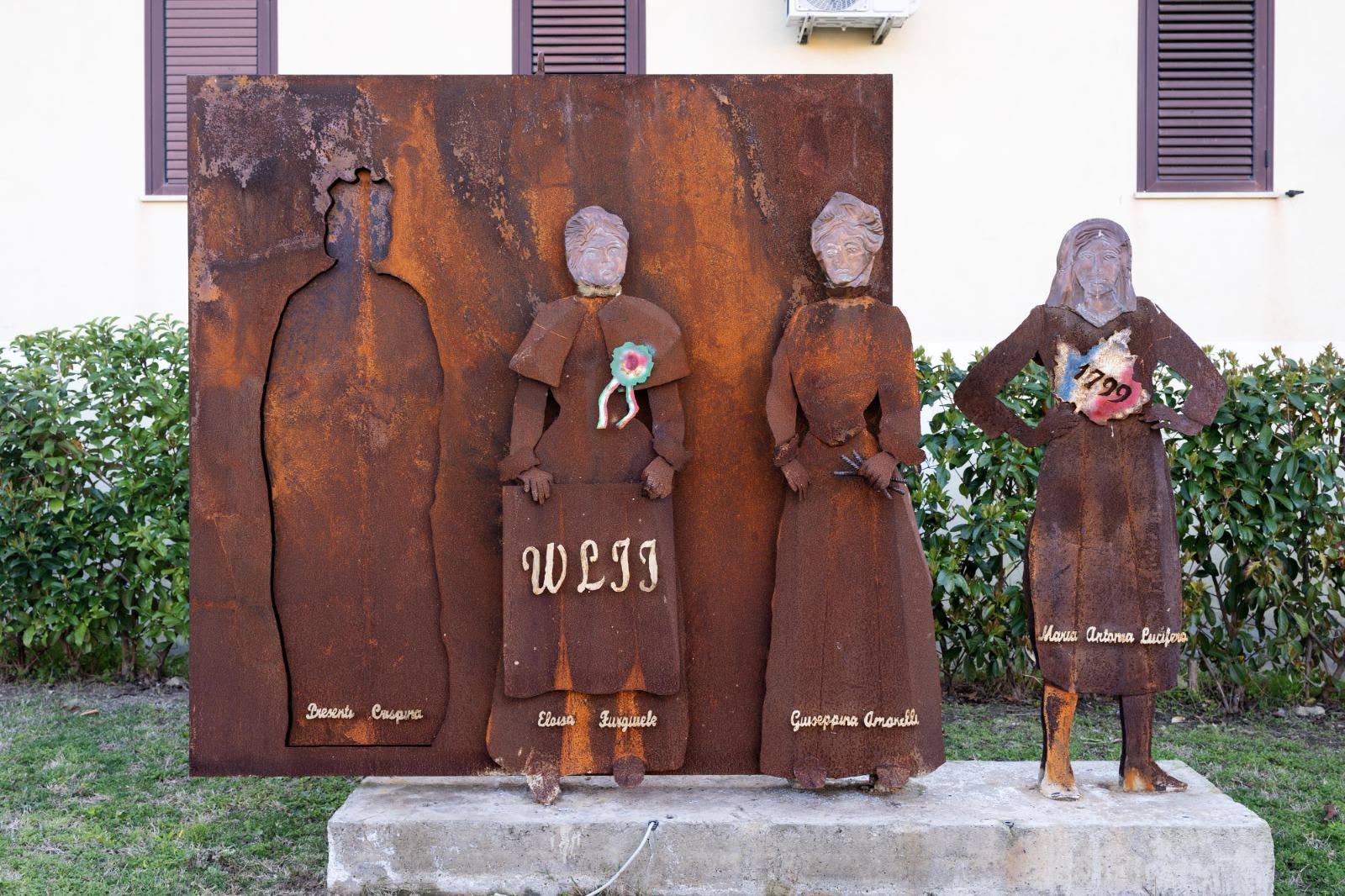 Zambrone museo al femminile 4 - Inaugurato a Zambrone il "Museo a cielo aperto - Calabria al femminile" - 7 Zambrone museo al femminile 4 - Meraviglie di Calabria - 6
