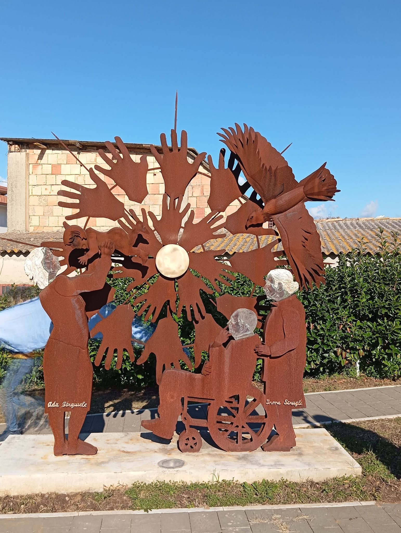 Zambrone museo al femminile 6 - Inaugurato a Zambrone il "Museo a cielo aperto - Calabria al femminile" - 11 Zambrone museo al femminile 6 - Meraviglie di Calabria - 10