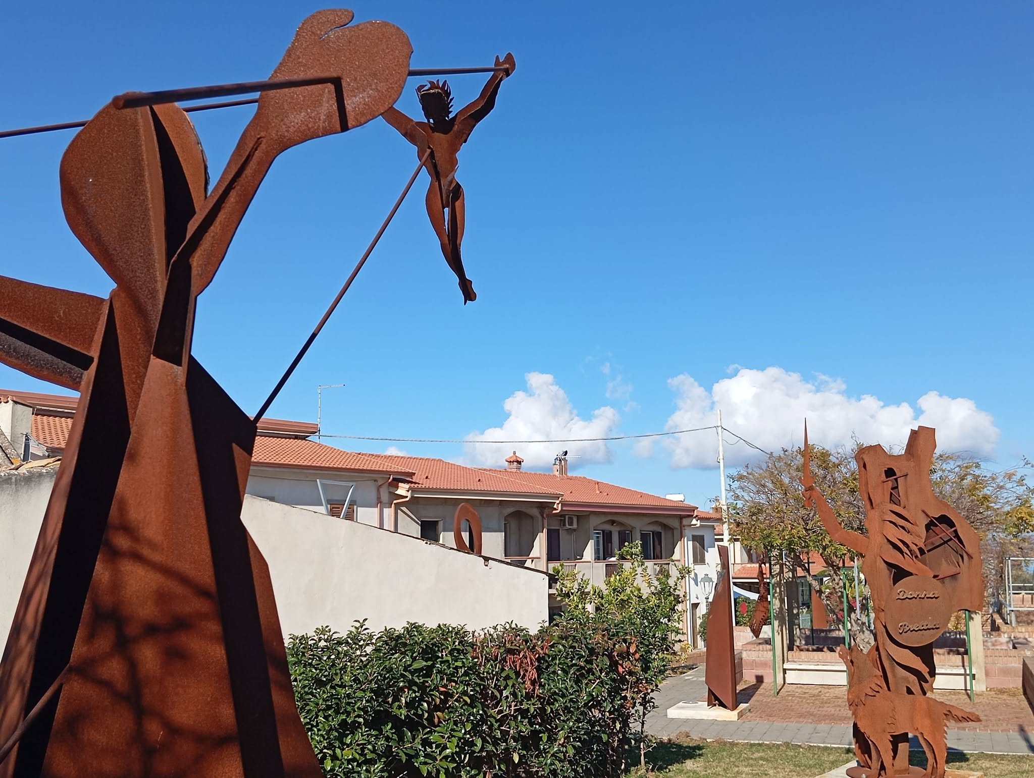 Zambrone museo al femminile 7 - Inaugurato a Zambrone il "Museo a cielo aperto - Calabria al femminile" - 9 Zambrone museo al femminile 7 - Meraviglie di Calabria - 8