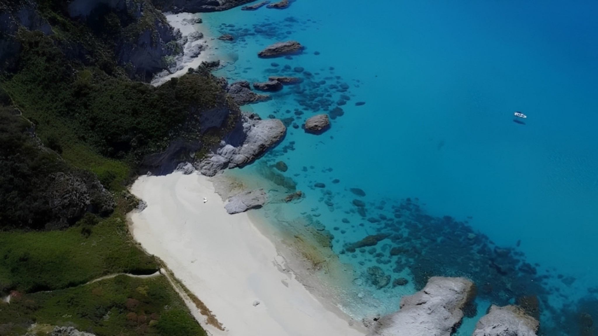 mare capo vaticano 14 a - Praia i Focu a Capo Vaticano è tra le cinquanta spiagge più belle d'Europa - 13 mare capo vaticano 14 a - Meraviglie di Calabria - 12