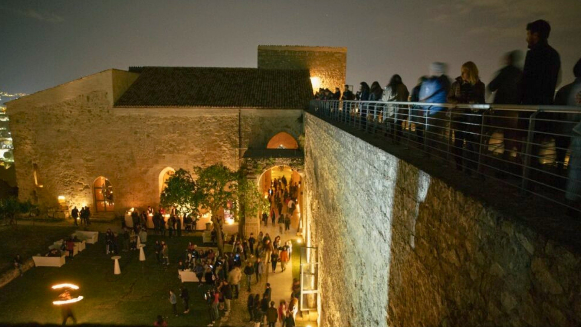 Biennale di Cosenza, inaugurazione con Berlingeri e Pirri ospiti d’onore