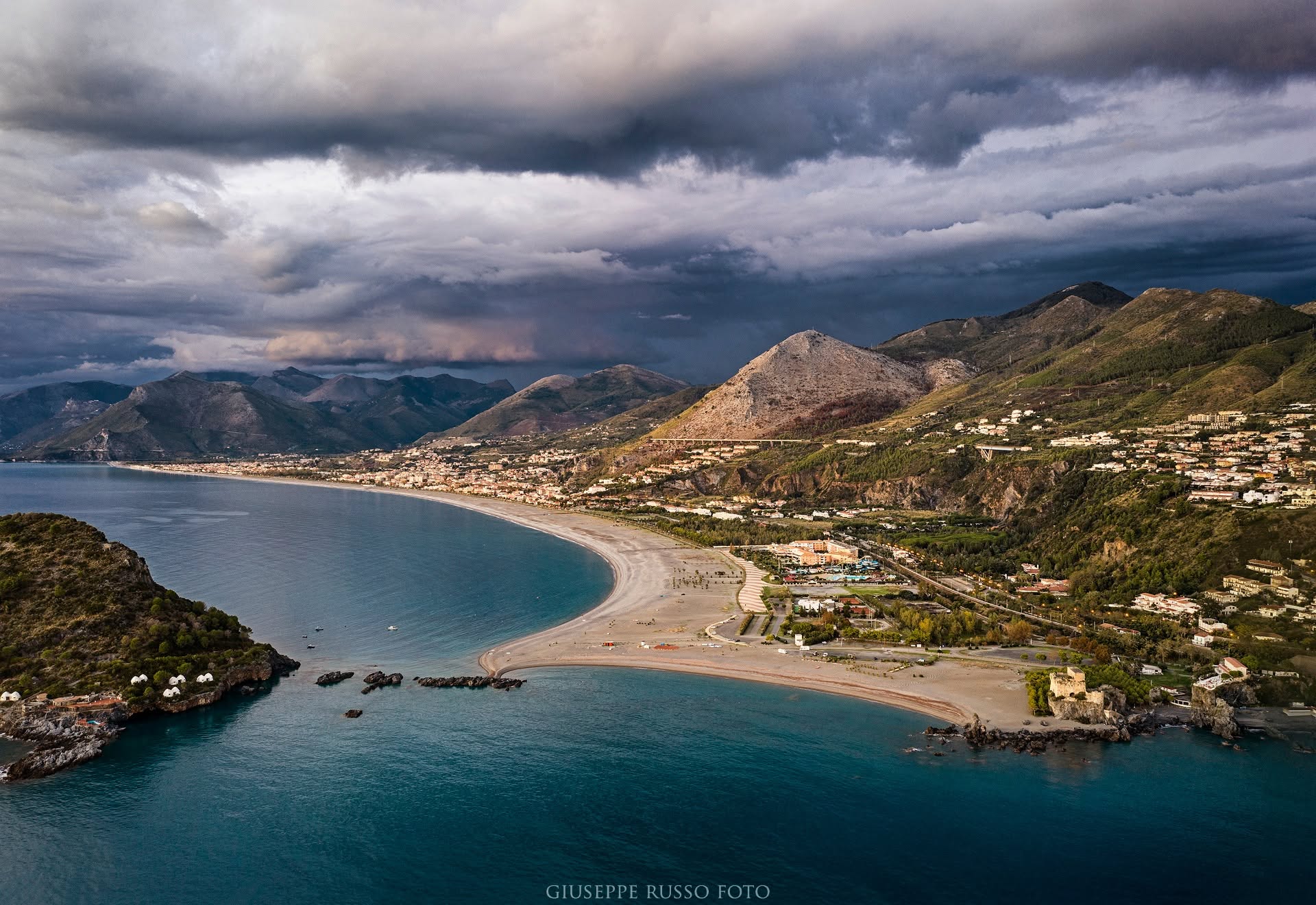 Praia a mare ph Giuseppe Russo - A Sua Immagine, su Rai 1 la bellezza e la fede nella Riviera dei Cedri - 8 Praia a mare ph Giuseppe Russo - Meraviglie di Calabria - 7