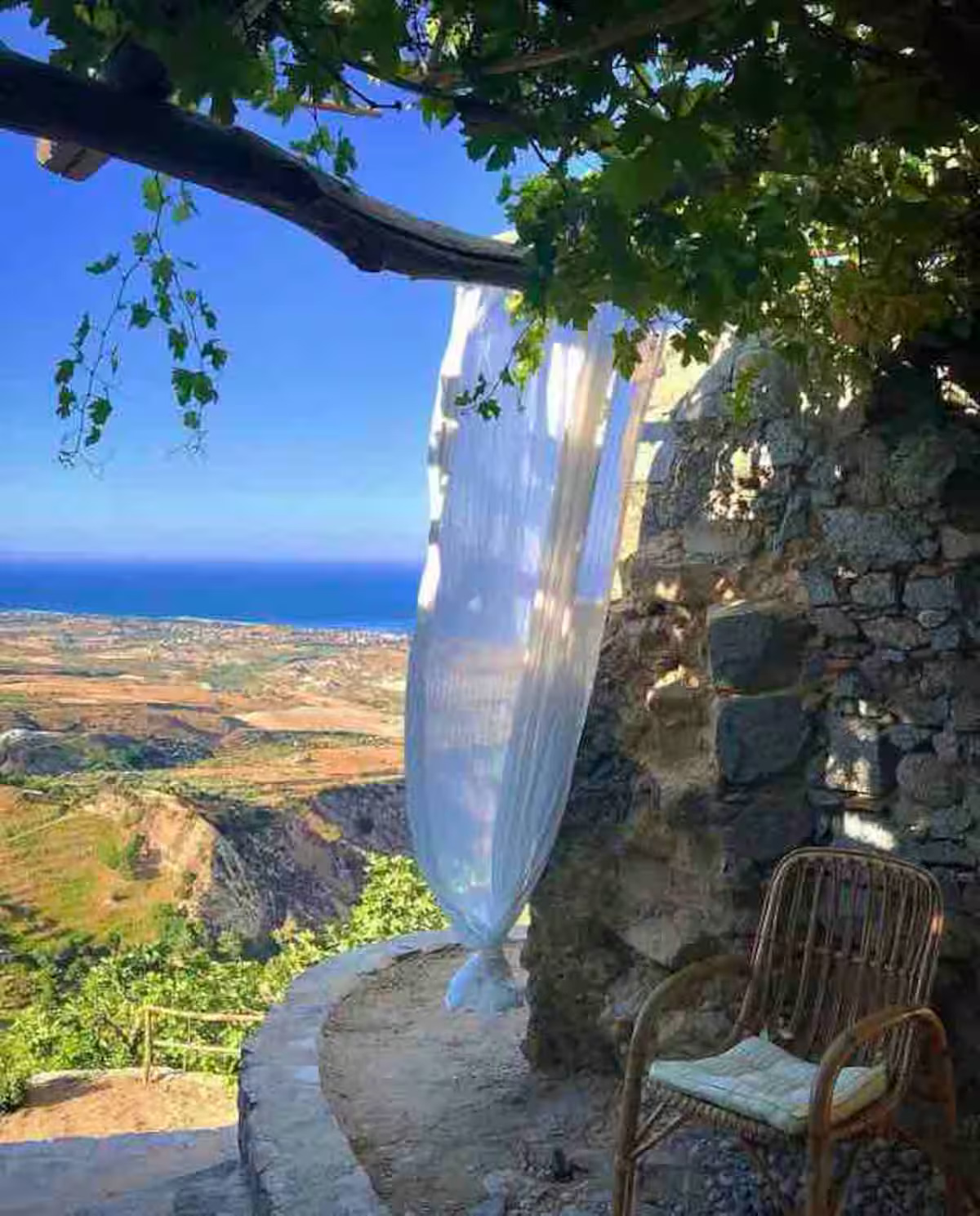 Santa Caterina dello Ionio Monica Host Airbnb 3 - Da Santa Caterina dello Ionio la storia di una piccola scommessa - 5 Santa Caterina dello Ionio Monica Host Airbnb 3 - Meraviglie di Calabria - 4