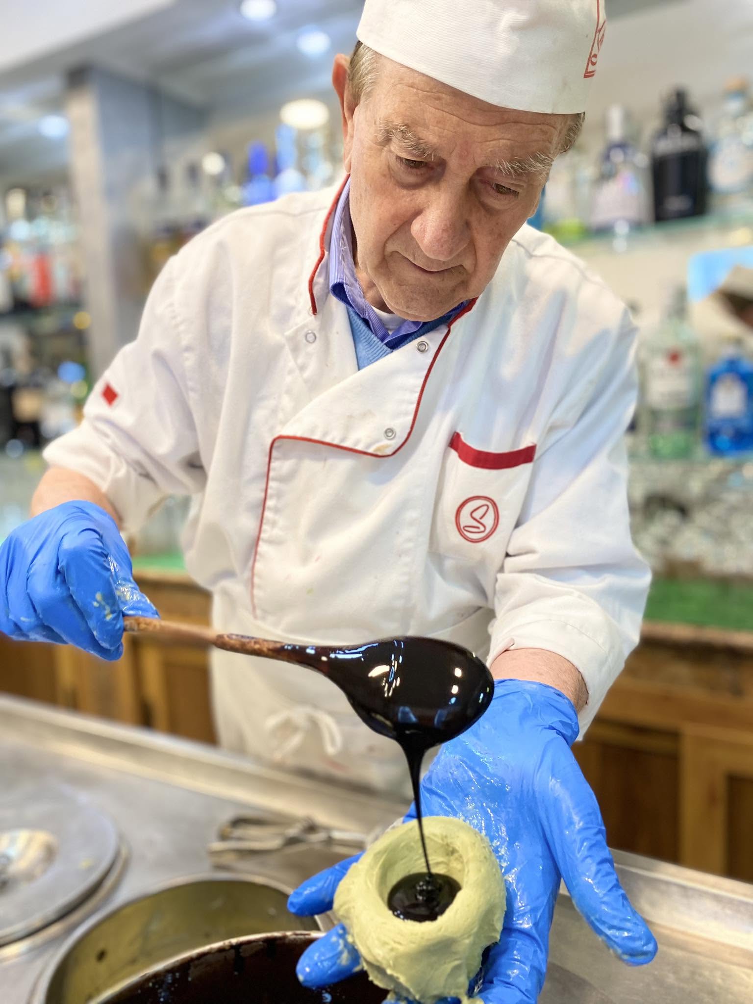 Tartufo di Pizzo 1 - Pizzo batte Copenaghen, il gelato calabrese sale sul tetto d'Europa - 7 Tartufo di Pizzo 1 - Meraviglie di Calabria - 6
